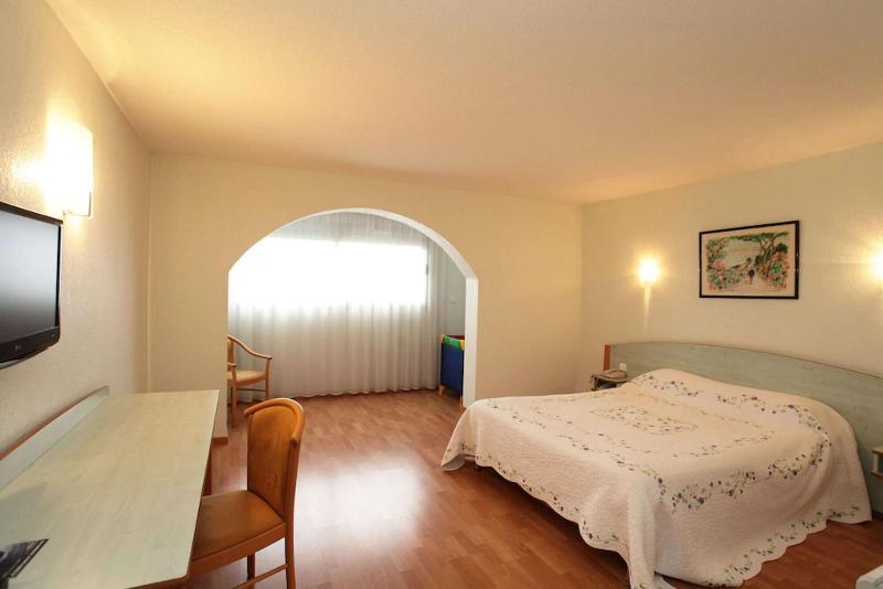 Hotel Poretta ลูเชียนา ภายนอก รูปภาพ